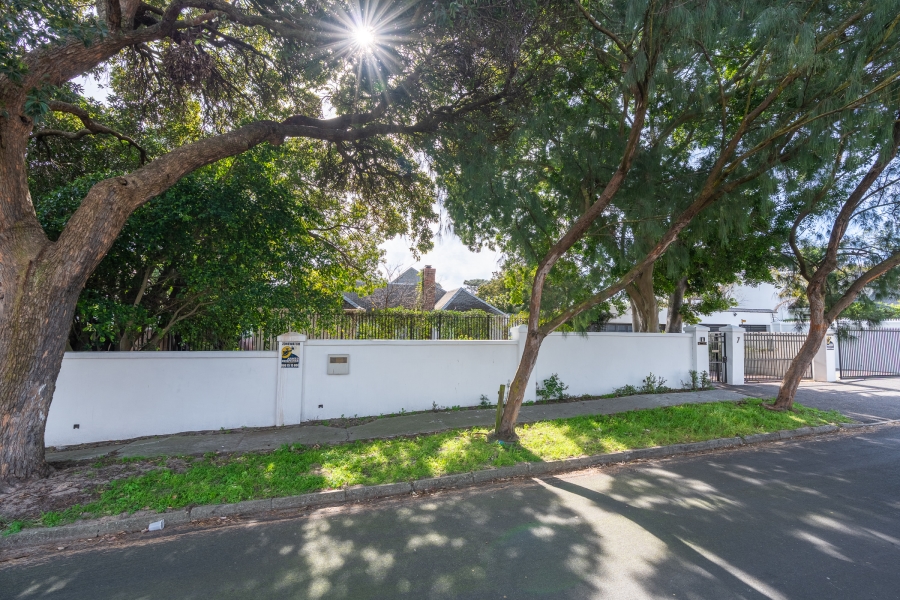 5 Bedroom Property for Sale in Pinelands Western Cape